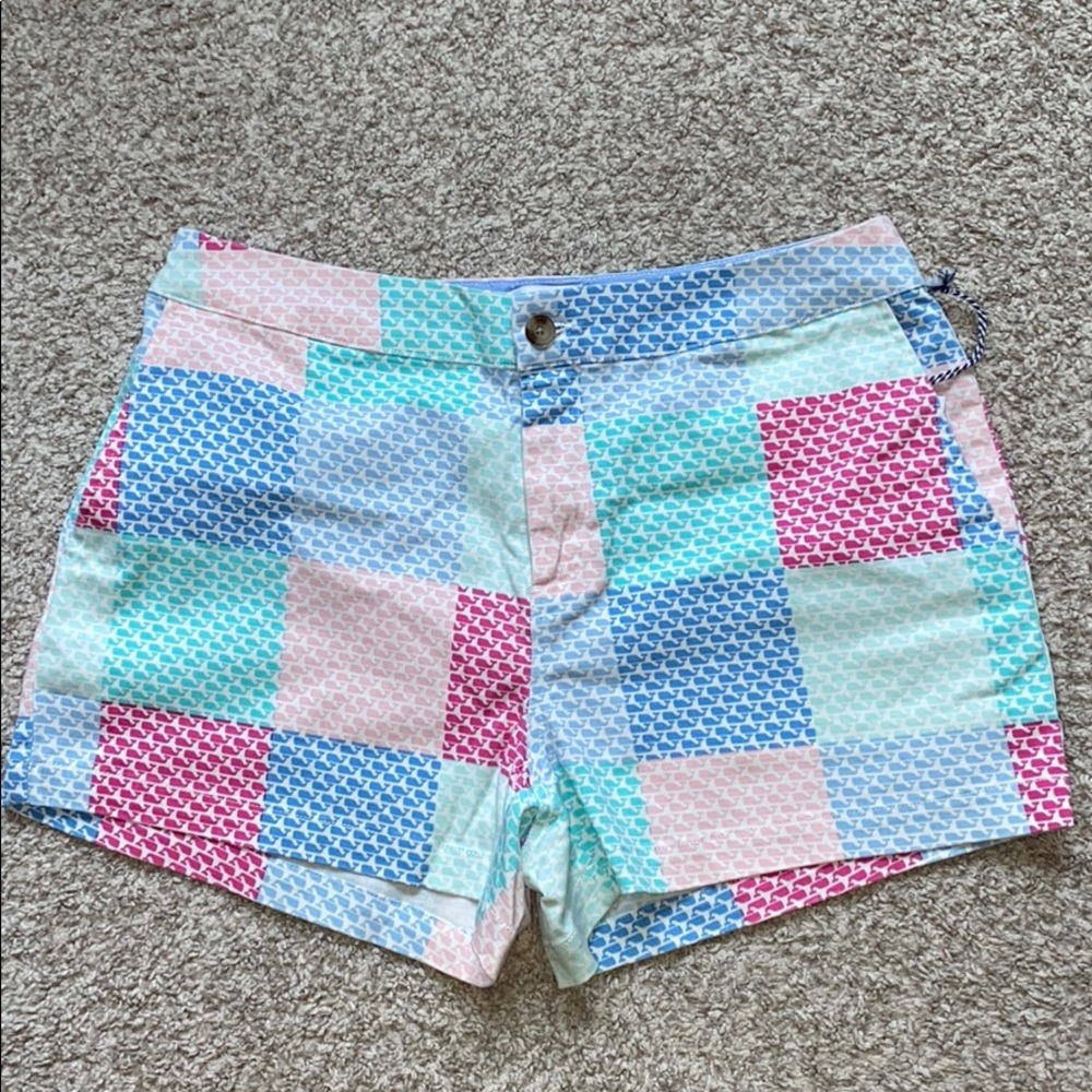 NWT vineyard vines shorts!!